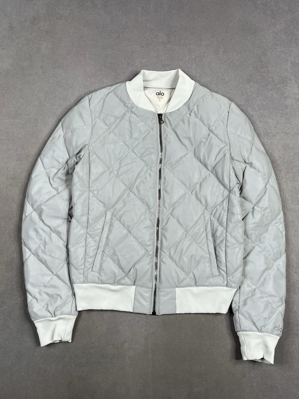 Alo Quilted Bomber Jacket in Gray Size Small